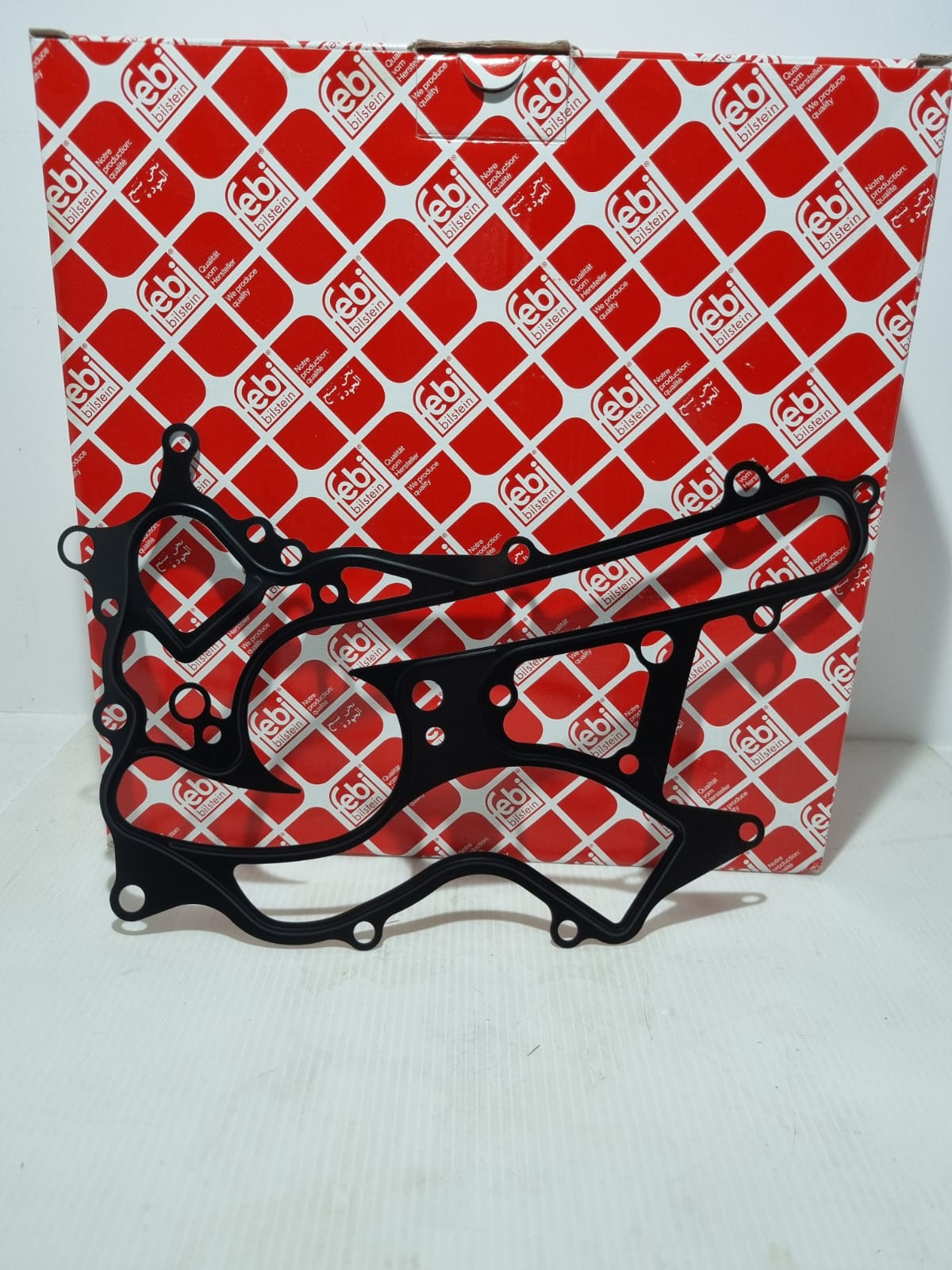 2762001301 - BOMBA AGUA 