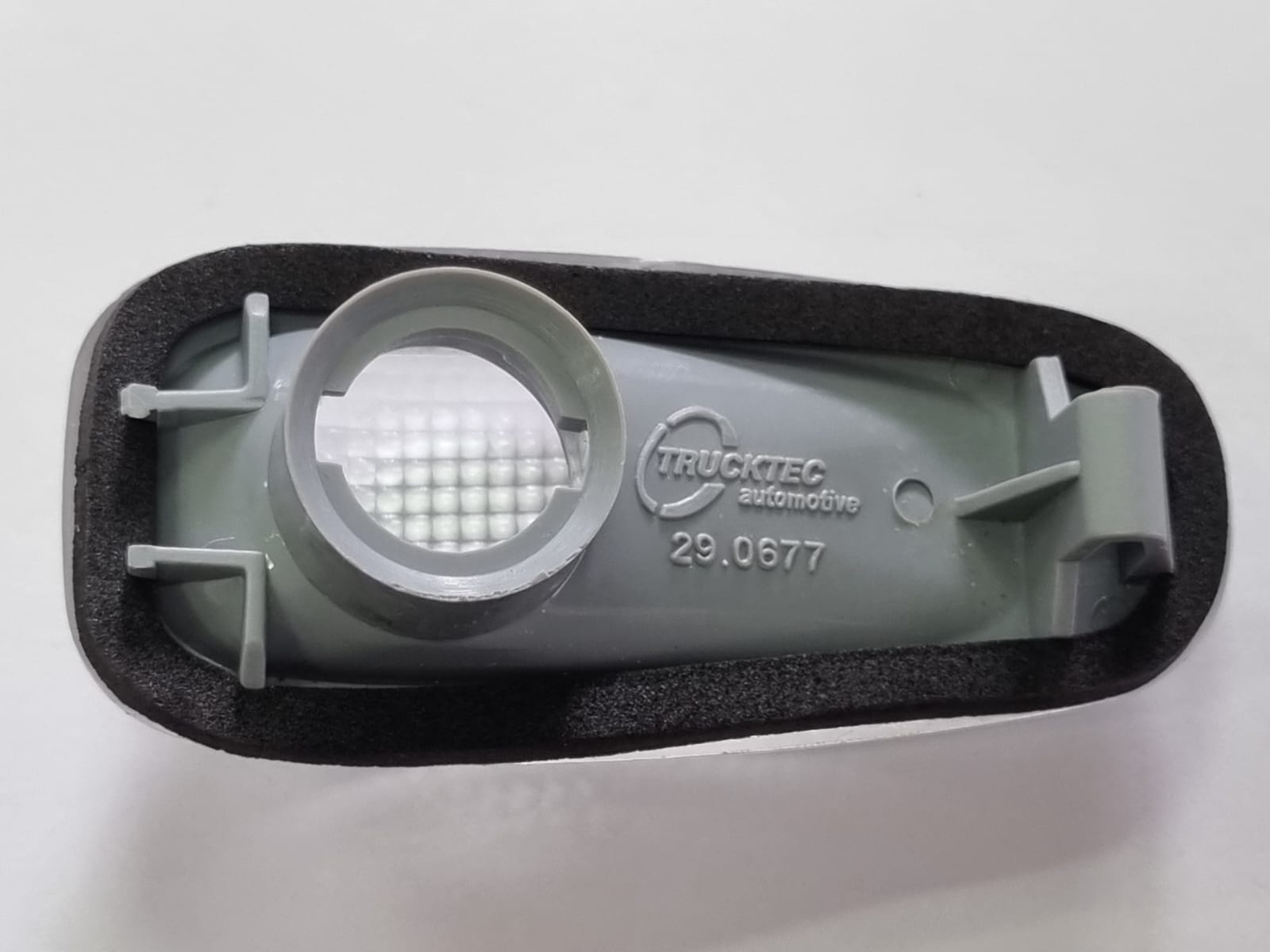 2108200921 - SEÑALERO GUARDABARRO BLANCO